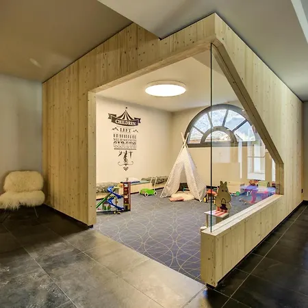Thedrus Luxury Apt, Swimming Pool, & Chamonix